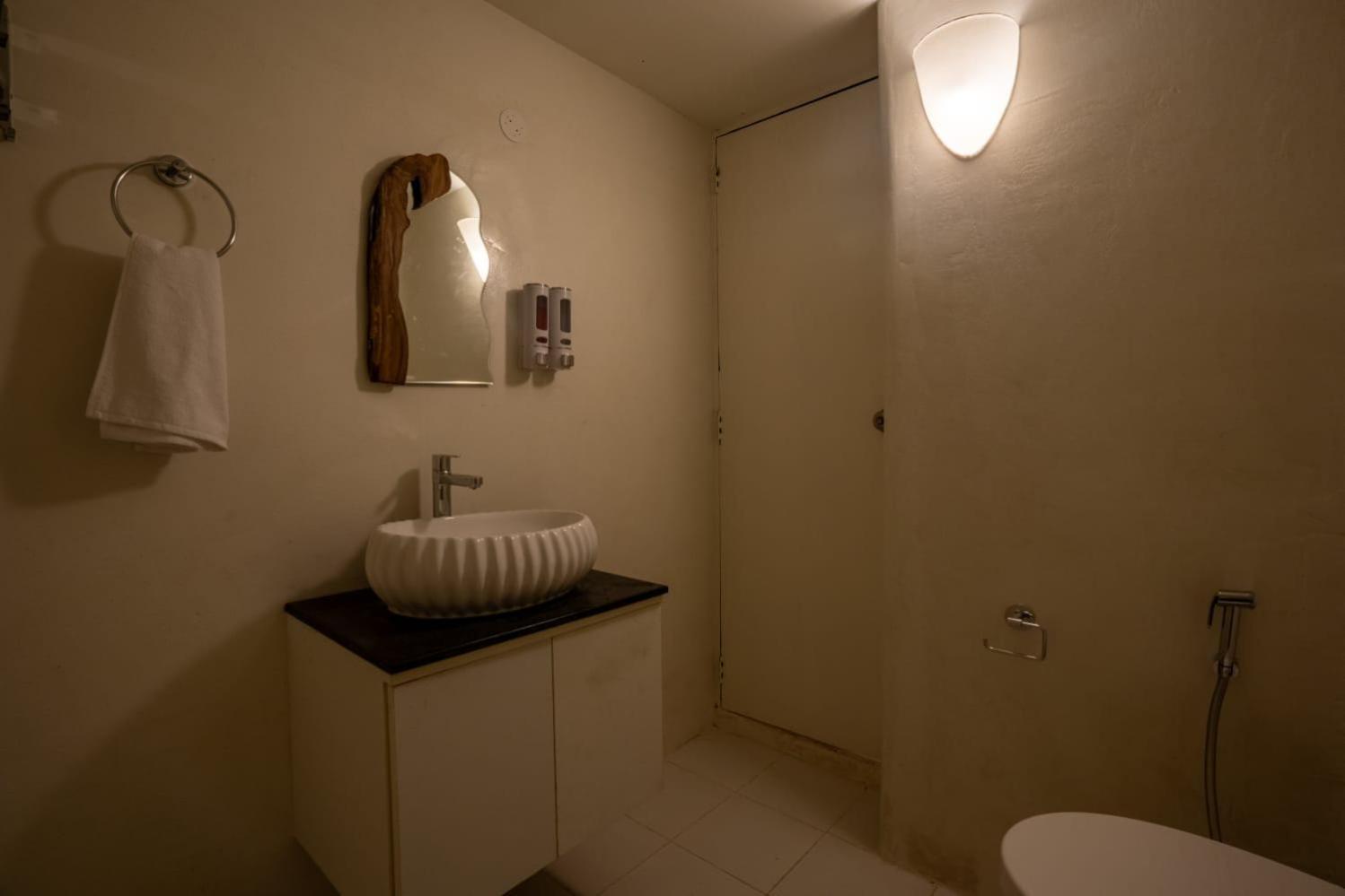 Nomads Resort - Destination Stays Pondicherry Ngoại thất bức ảnh